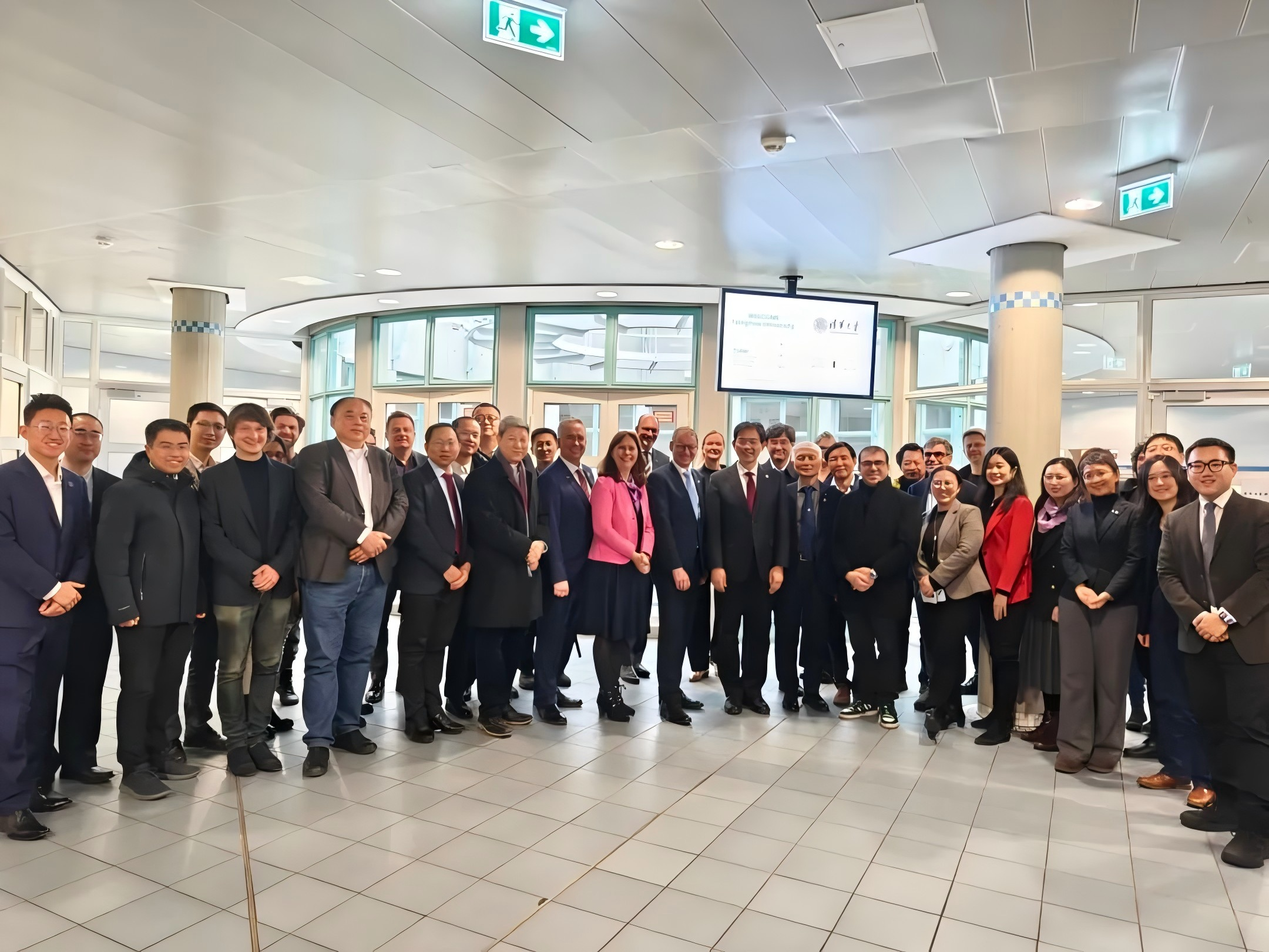 Tsinghua and TUHH Forge Strategic Alliance to Advance AI and Bioaerogel